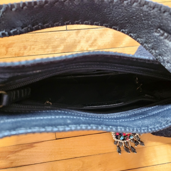 Green Hills leather over the shoulder purse - Picture 6 of 6